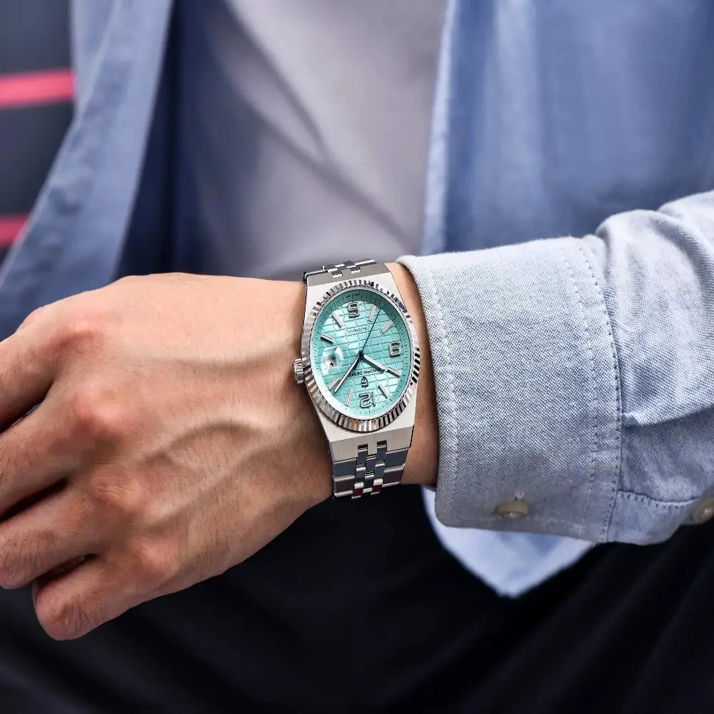 Montre automatique sans pile avec précision horlogère japonaise