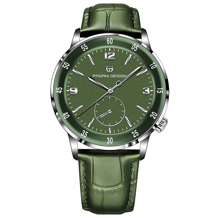 Montre automatique Héritage Nautique portée au poignet avec bracelet en cuir