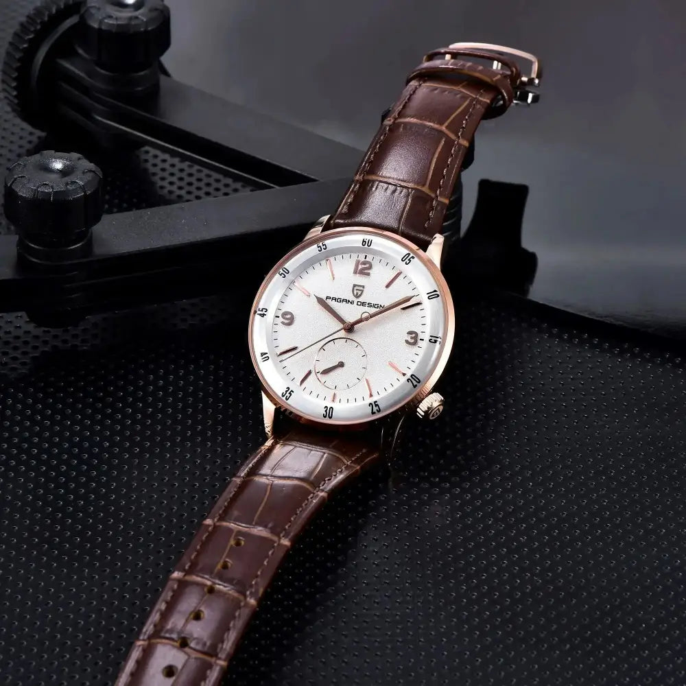 Montre automatique avec cadran minimaliste sans chiffres