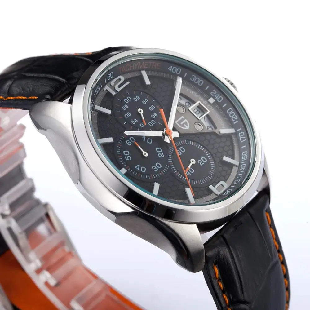 Montre chronographe quartz luxe avec bracelet cuir confortable et boîtier acier inoxydable robuste.