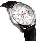 Montre homme chronographe sportive avec mouvement quartz haute précision et design inspiré du sport automobile.