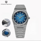 Montre contemporaine avec construction robuste et durable