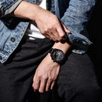 Montre chronographe moderne avec design puissant et raffiné