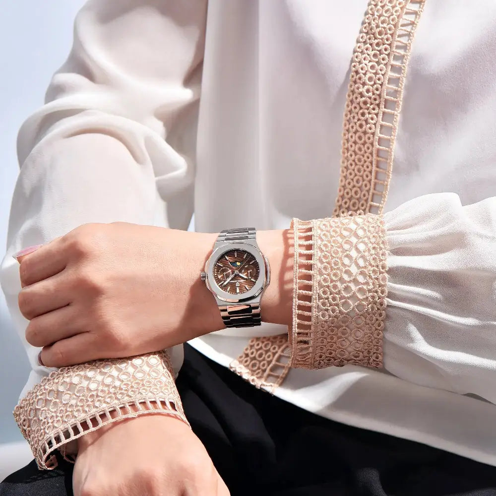 Montre PAGANI DESIGN avec affichage des phases lunaires