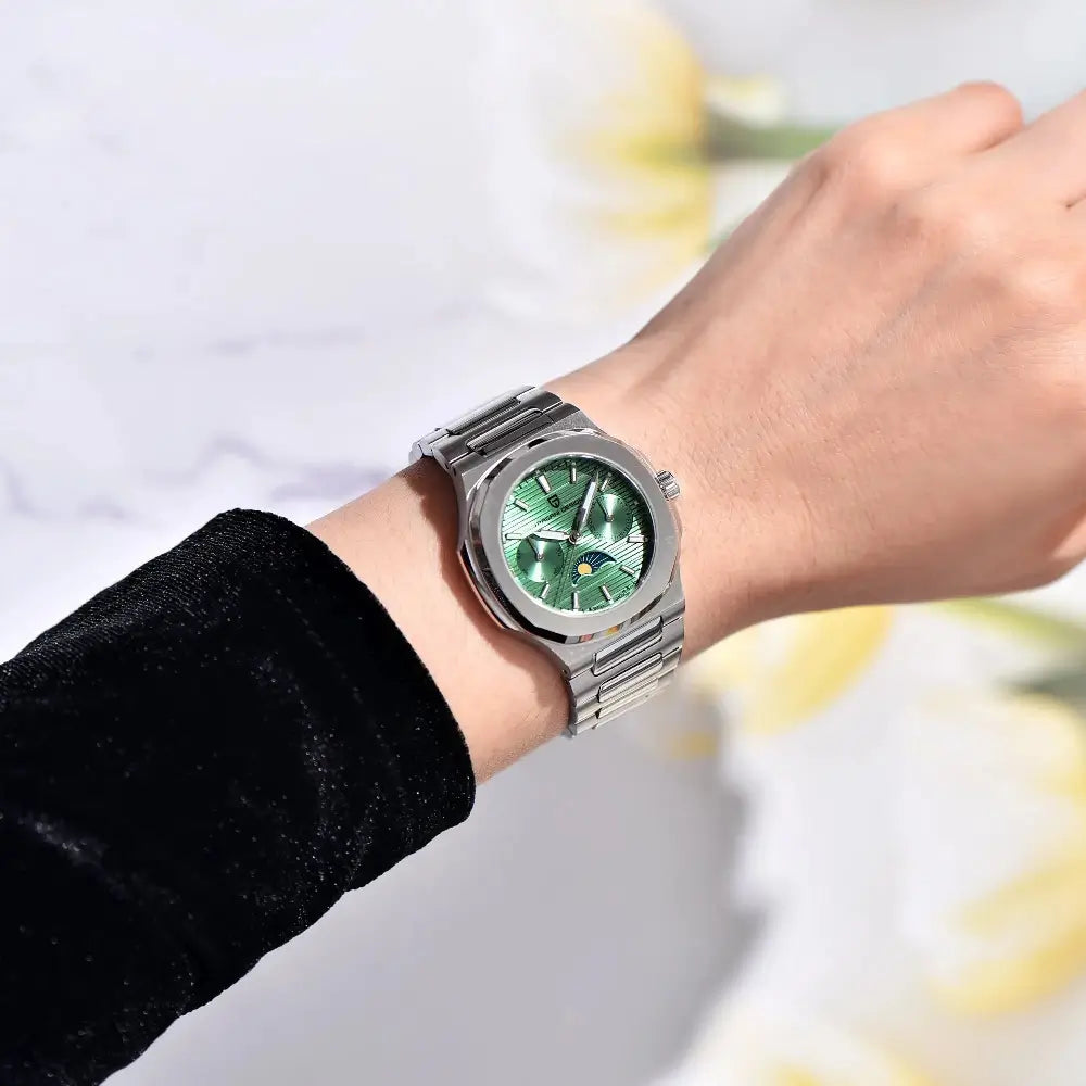 Montre quartz japonaise raffinée au design intemporel